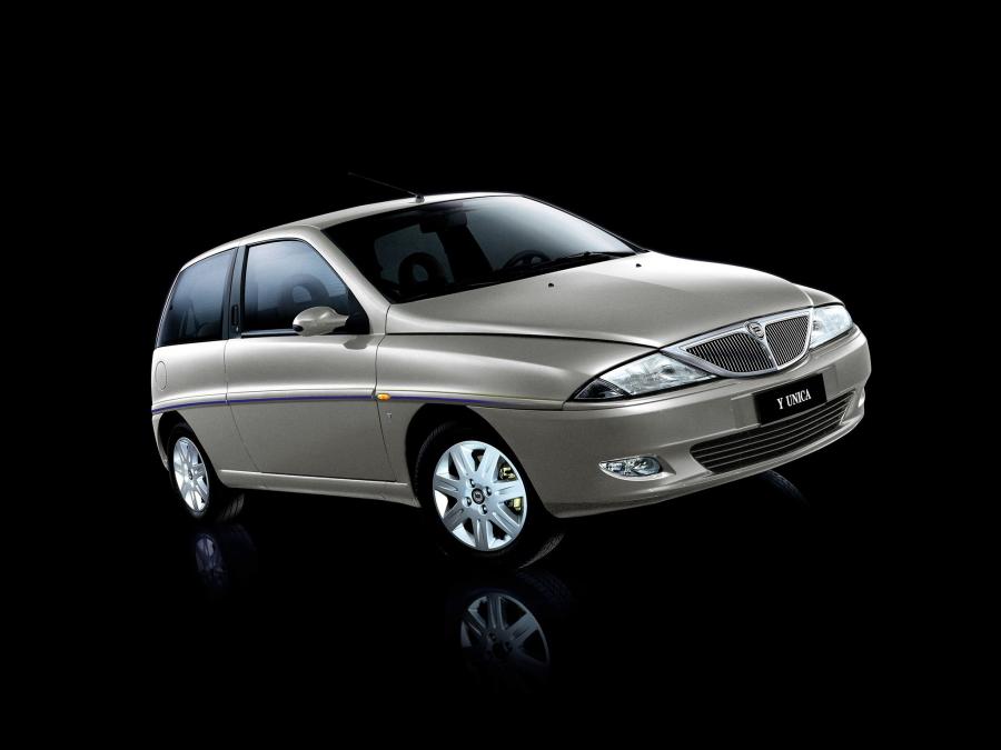  Lancia Y Unica 2002 года  (фото 1 из 1)